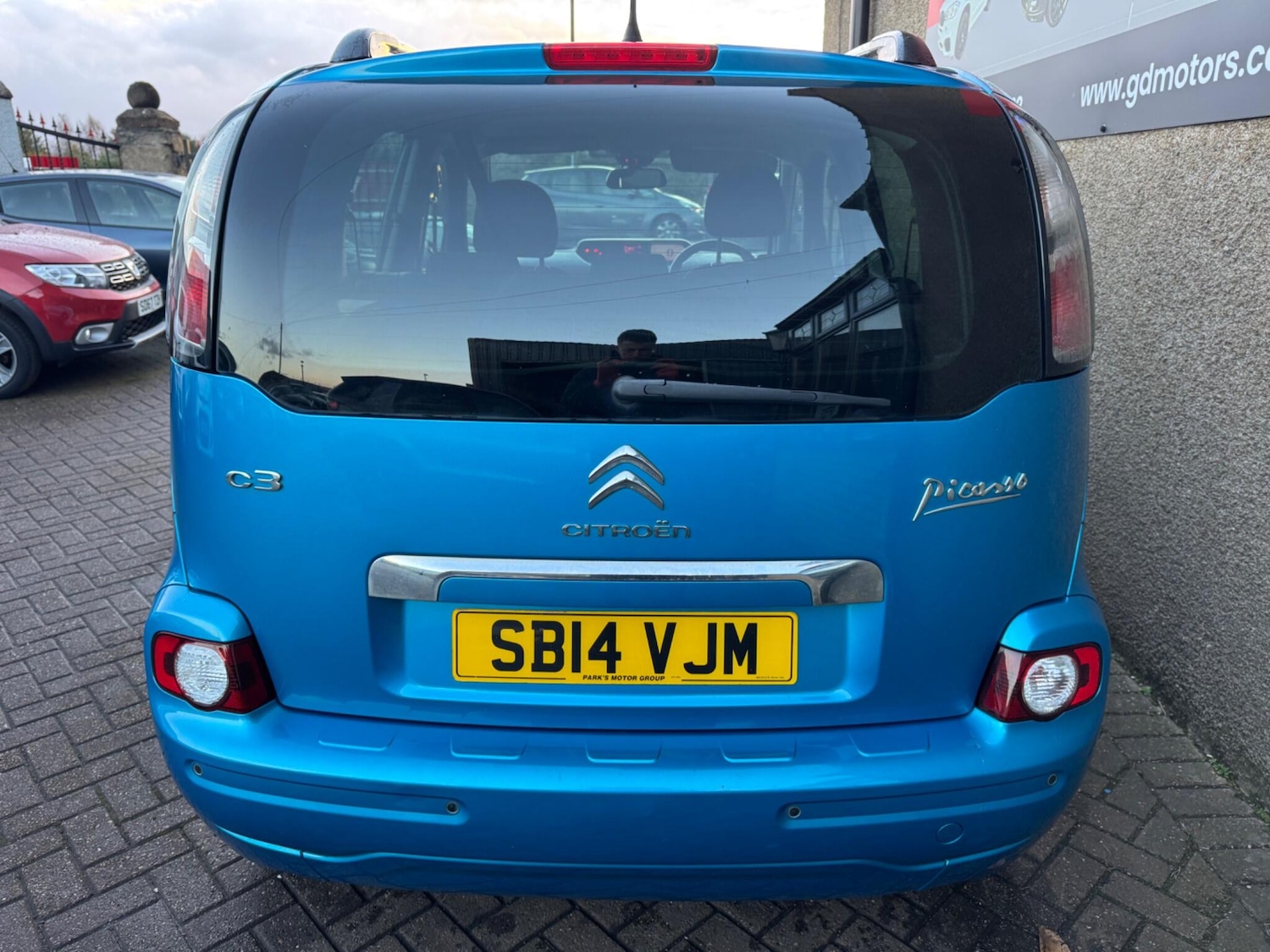 Used Citroen C3 Picasso 2014 for sale - 76991610: Photo 10