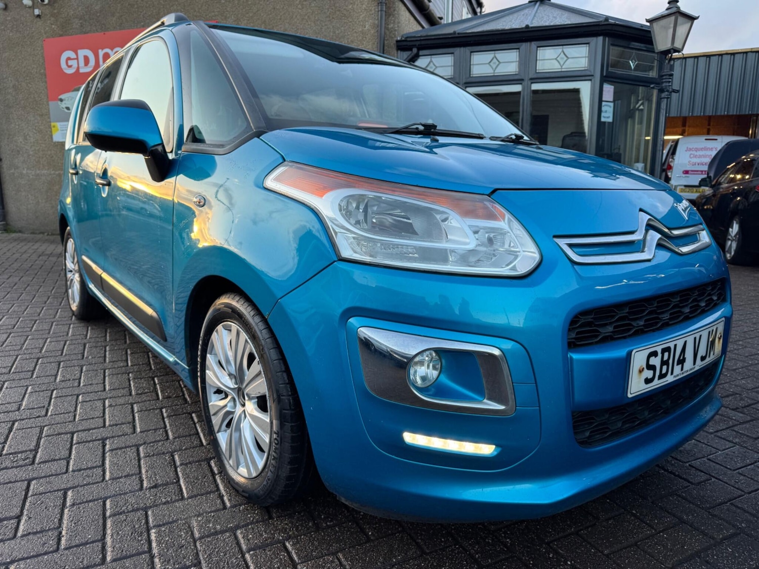 Used Citroen C3 Picasso 2014 for sale - 76991610: Photo 12