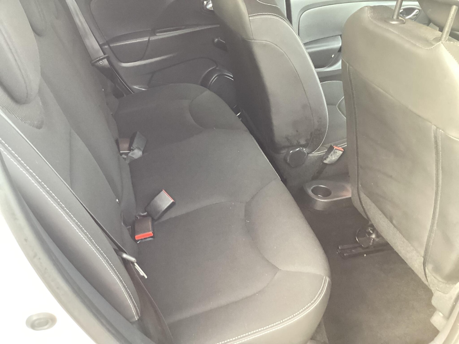 Used Renault Clio 2013 for sale - 76227288: Photo 12