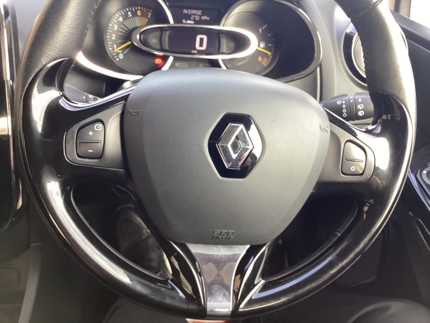 Used Renault Clio 2013 for sale - 76227288: Photo 18