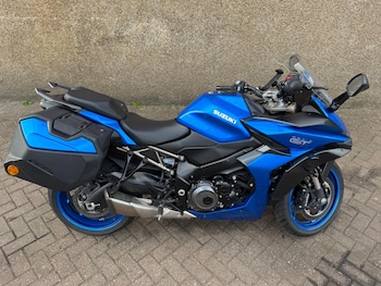 Used Suzuki GSX-S 2022 for sale - bike-78481202: Photo