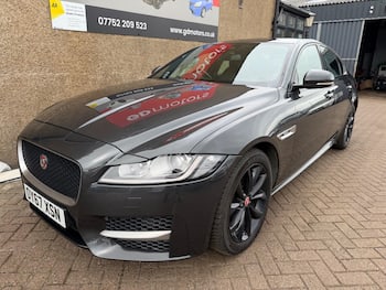 Used Jaguar XF 2017 for sale - 79830942: Photo