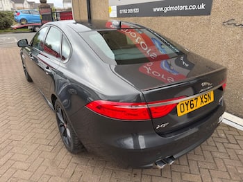 Used Jaguar XF 2017 for sale - 79830942: Photo