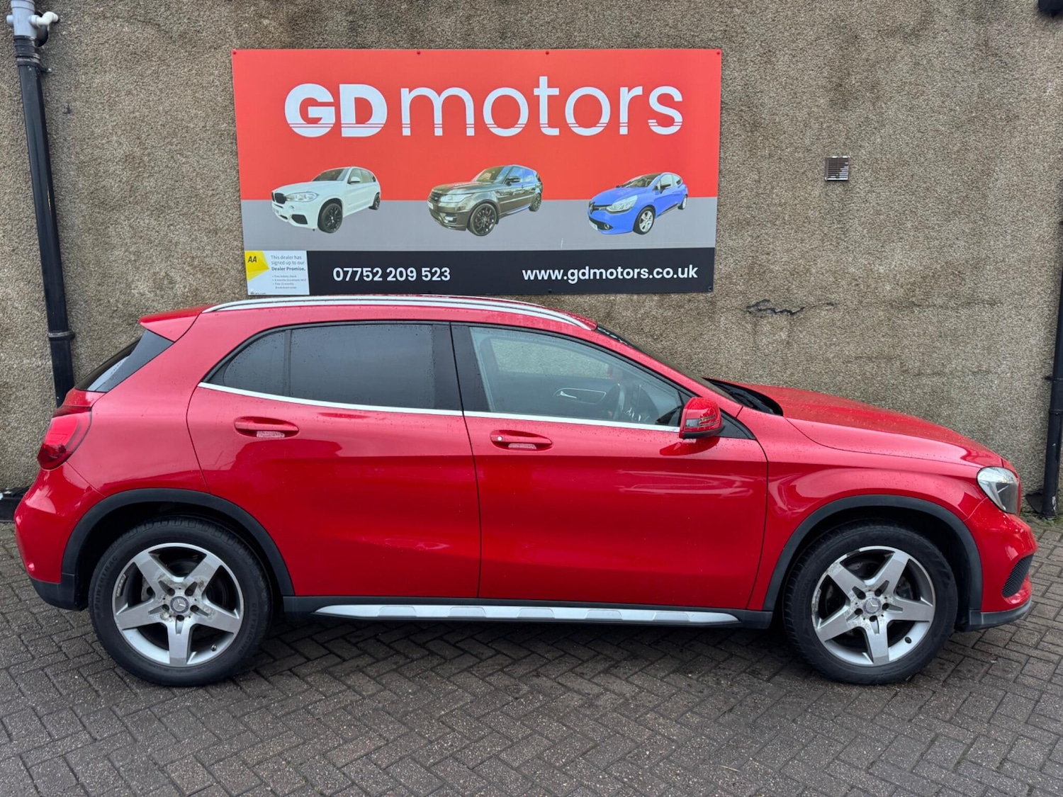 Used Mercedes-Benz GLA 2015 for sale - 77040609: Photo 2