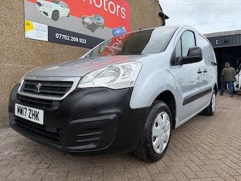 Used Peugeot Partner 2017 for sale - 79440701: Photo