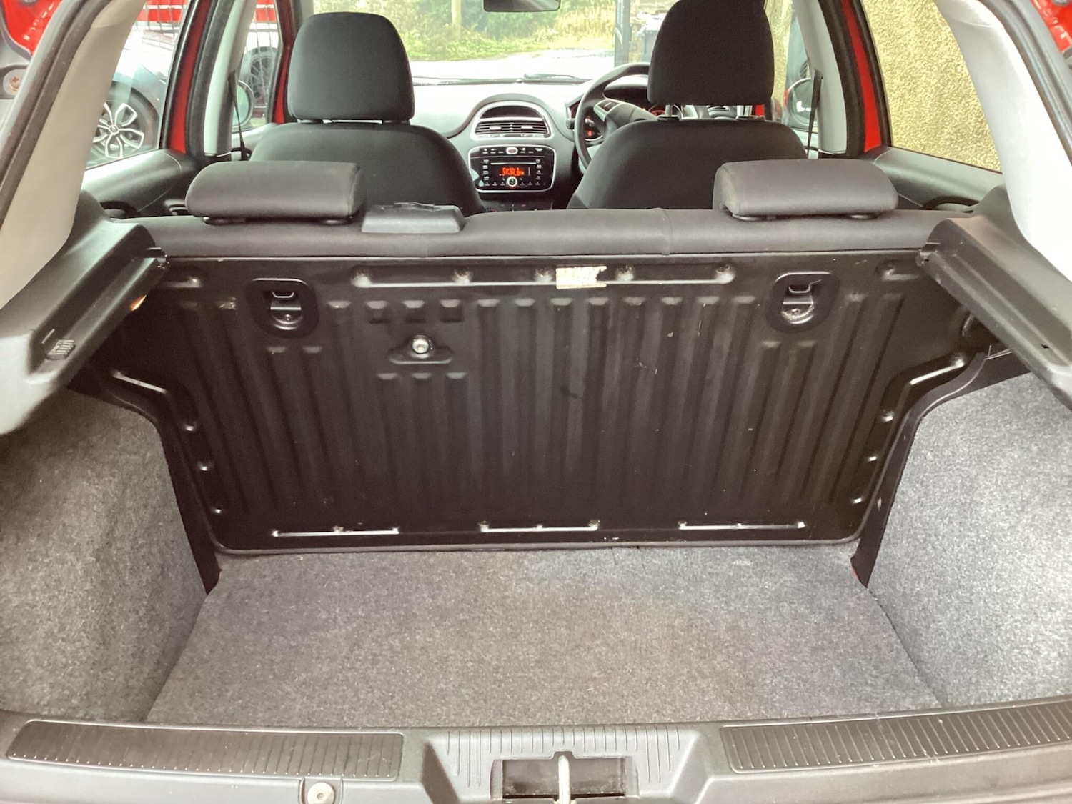 Used Fiat Punto 2016 for sale - 76432763: Photo 12