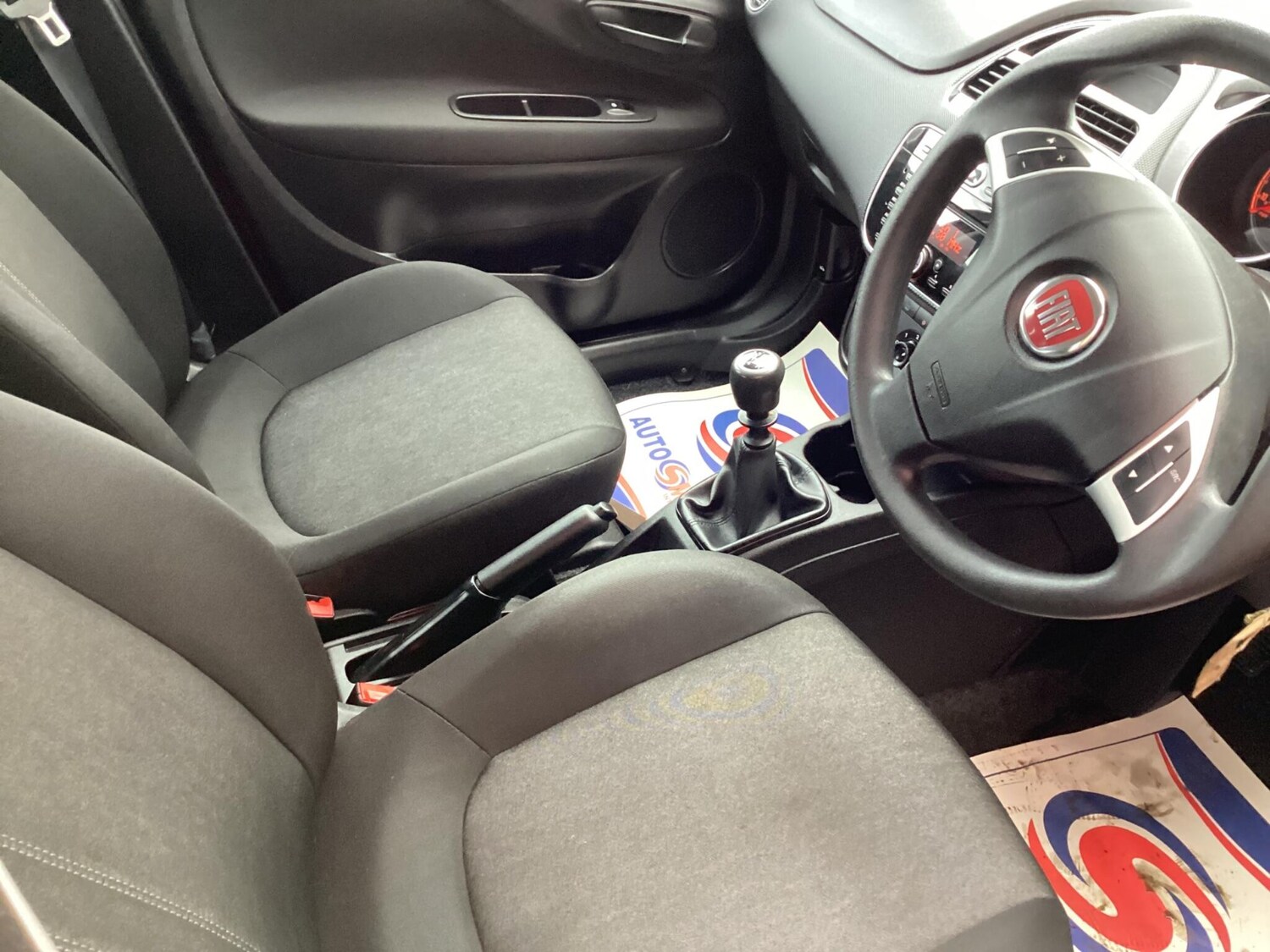 Used Fiat Punto 2016 for sale - 76432763: Photo 13