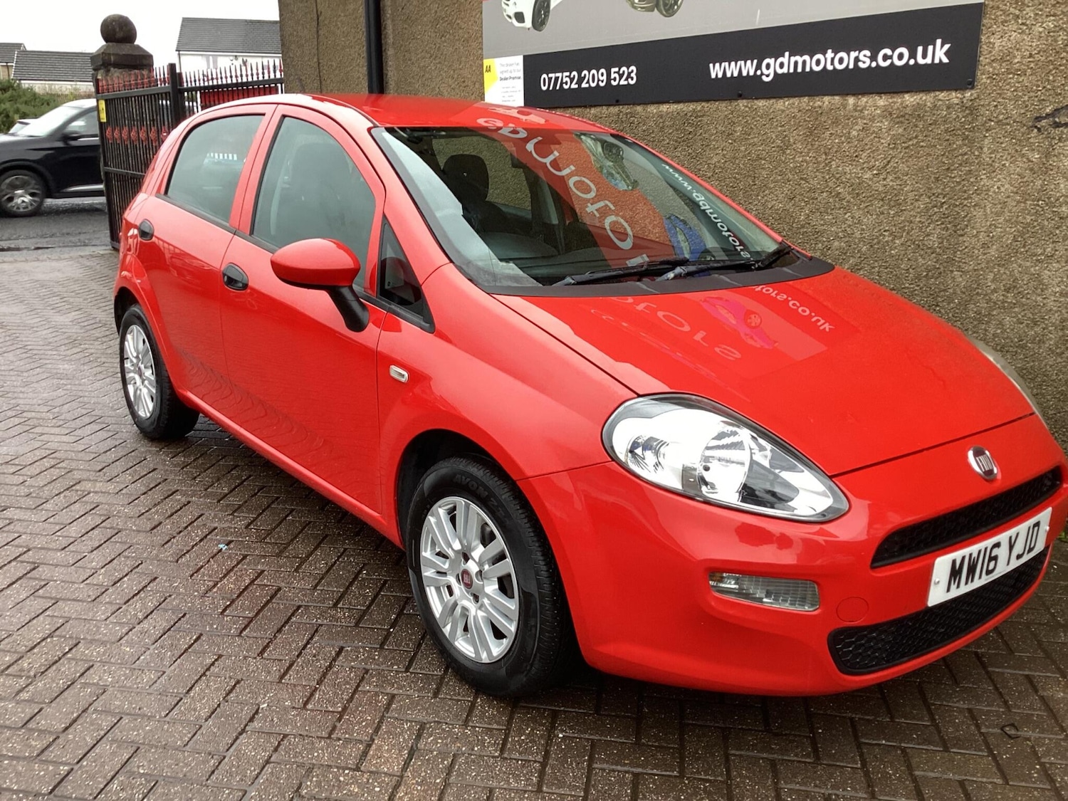 Used Fiat Punto 2016 for sale - 76432763: Photo 6