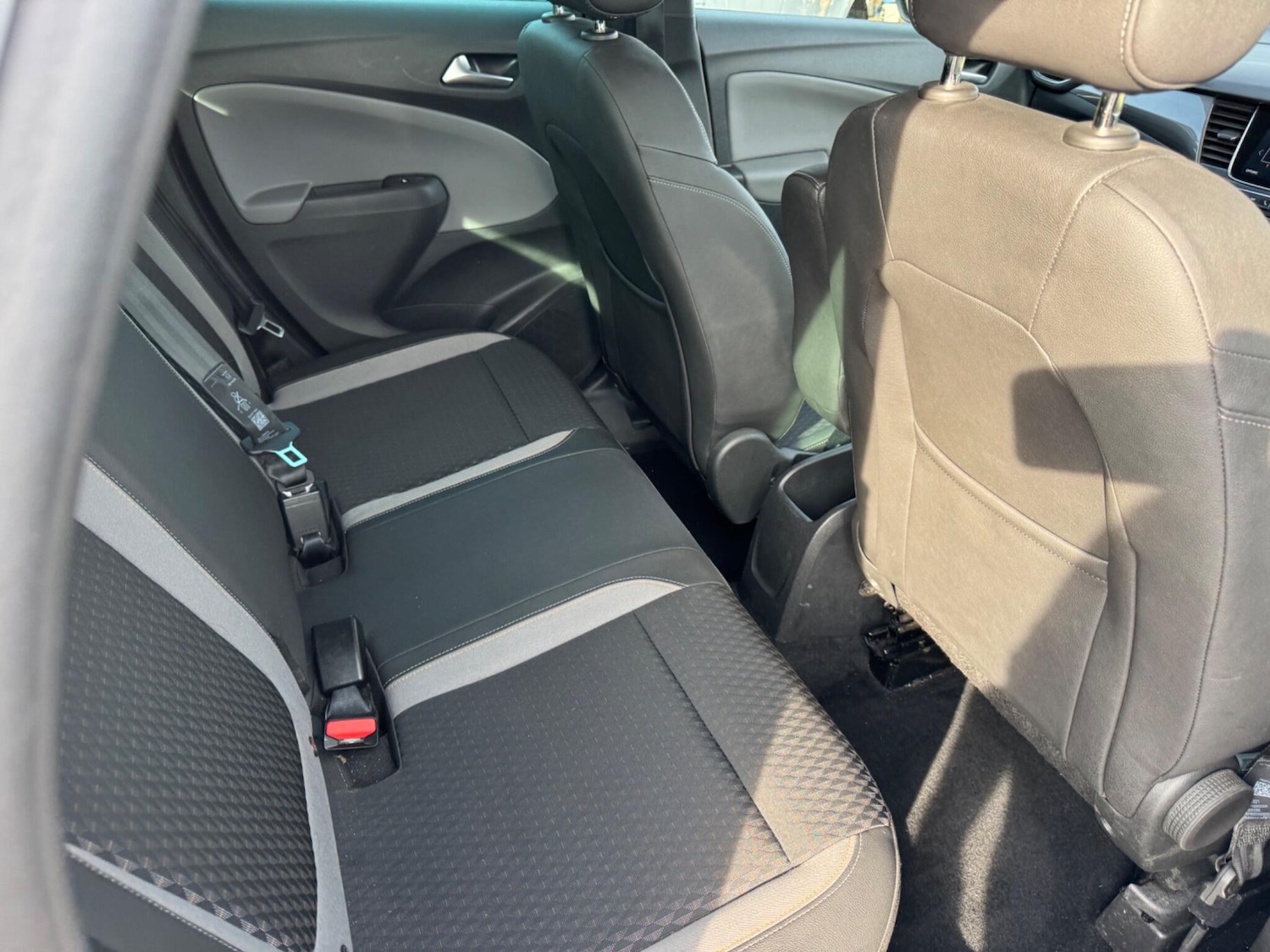 Used Vauxhall Crossland X 2018 for sale - 77982340: Photo 15