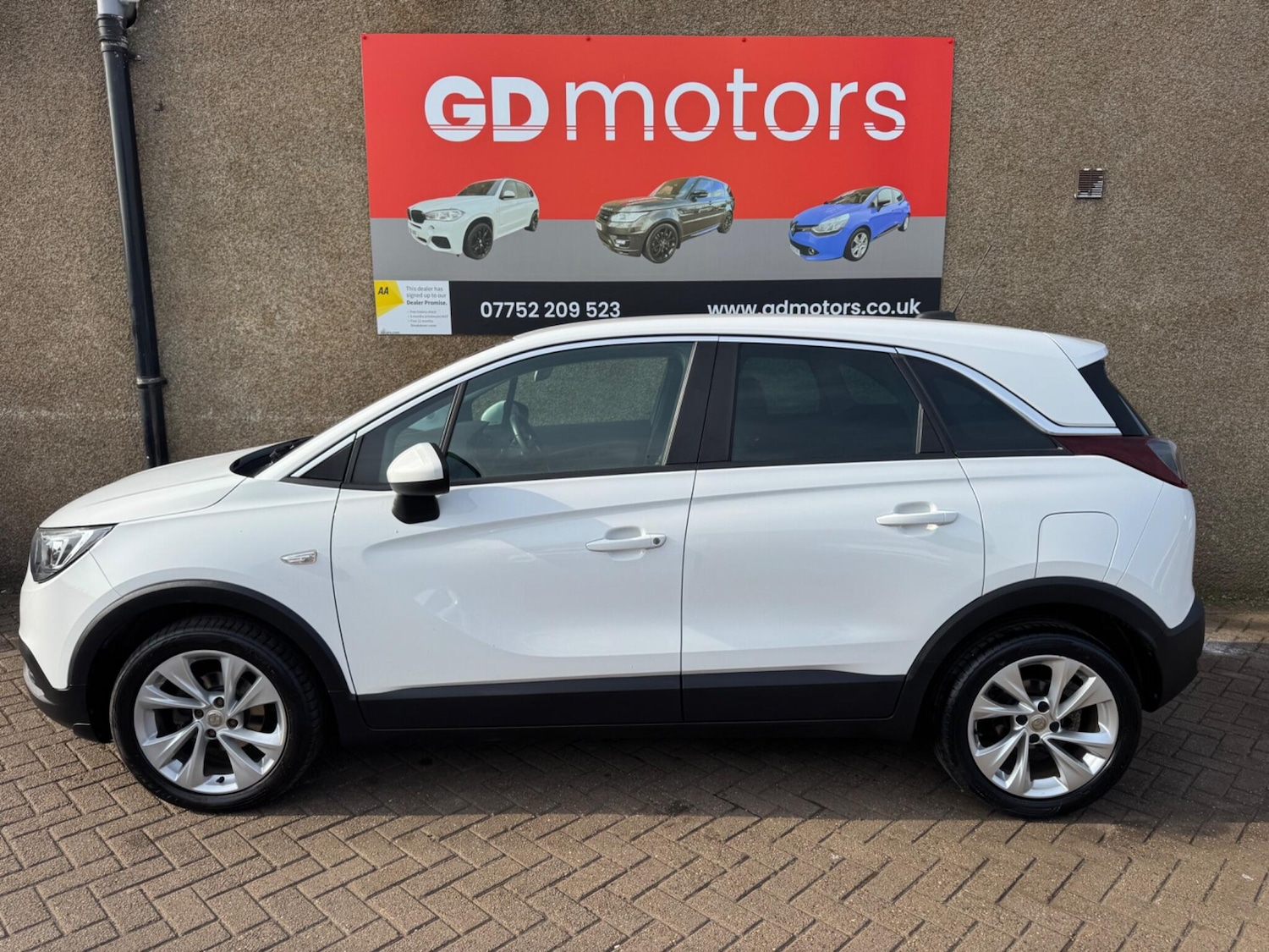 Used Vauxhall Crossland X 2018 for sale - 77982340: Photo 4