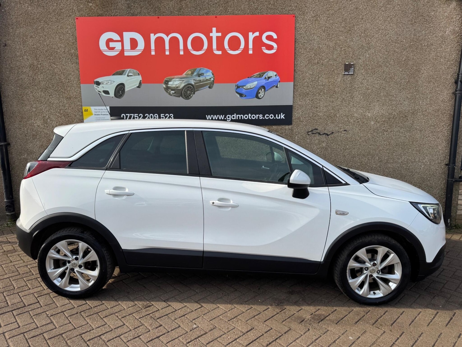 Used Vauxhall Crossland X 2018 for sale - 77982340: Photo 6