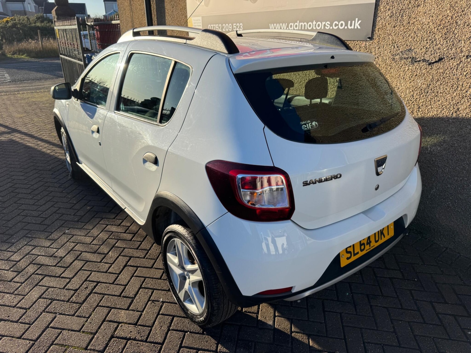 Used Dacia Sandero Stepway 2014 for sale - 76607538: Photo 9