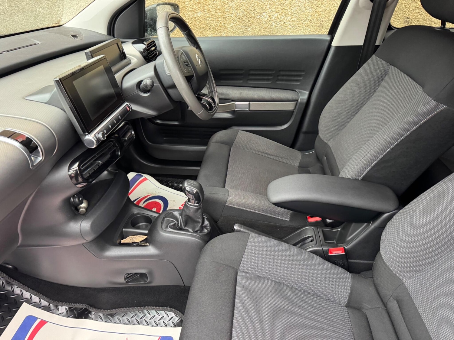 Used Citroen C4 Cactus 2015 for sale - 76992217: Photo 22