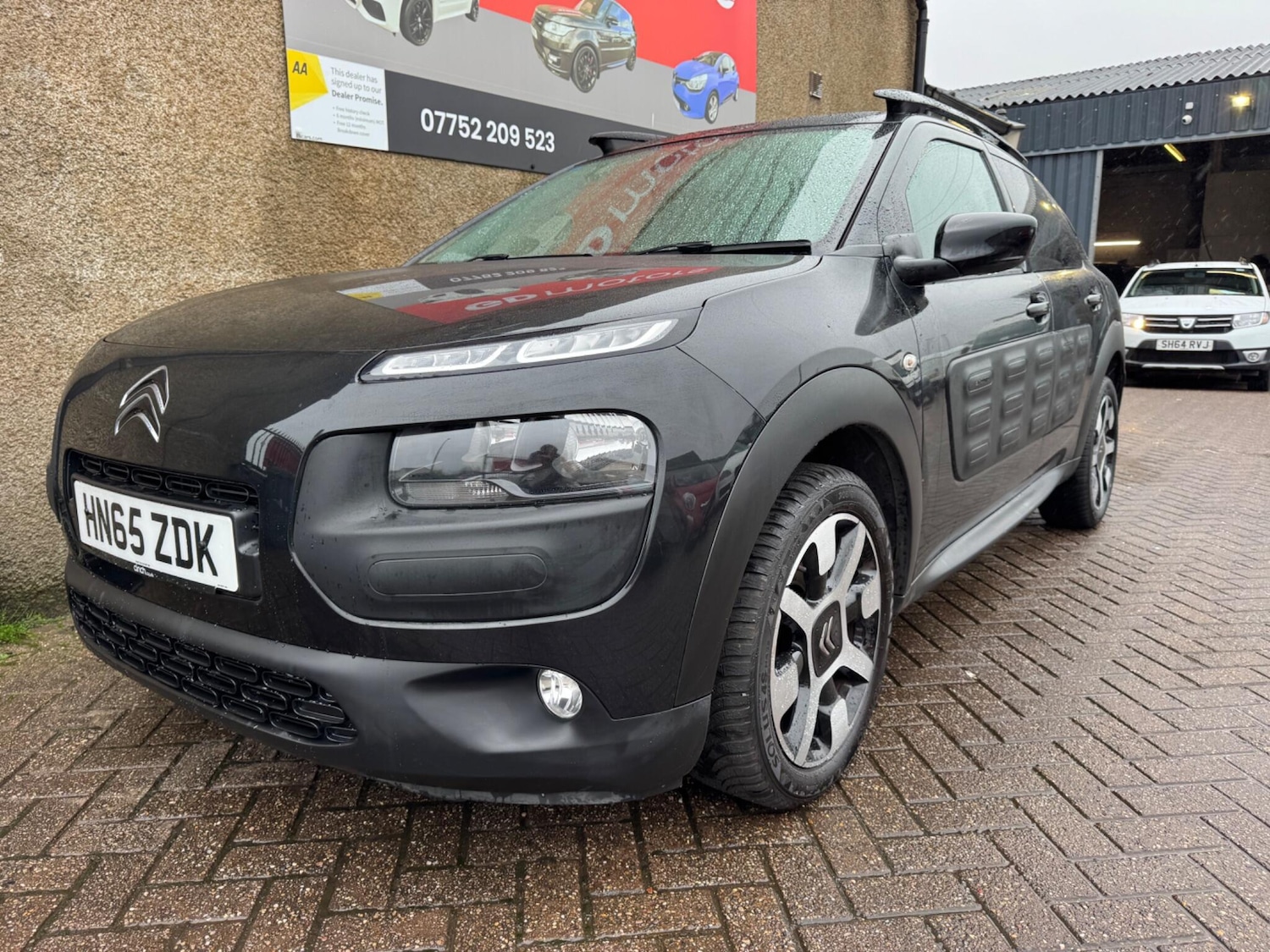 Used Citroen C4 Cactus 2015 for sale - 76992217: Photo 3