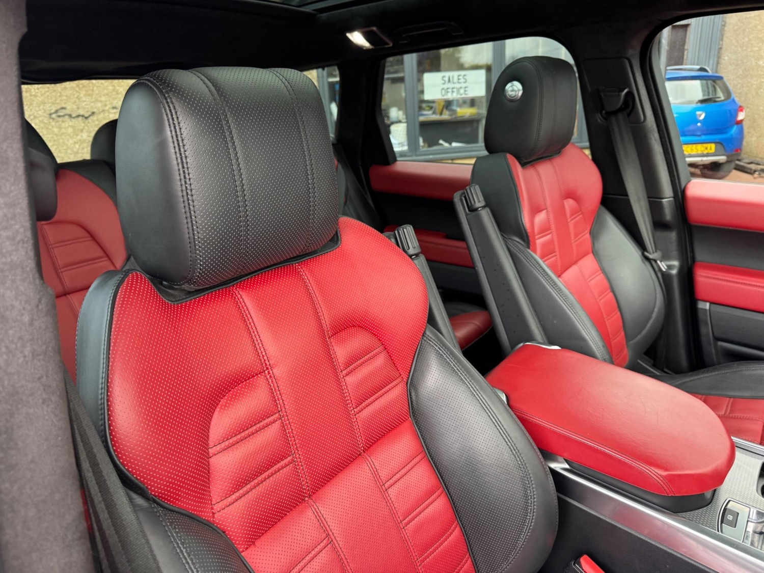 Used Land Rover Range Rover Sport 2018 for sale - 77633344: Photo 32