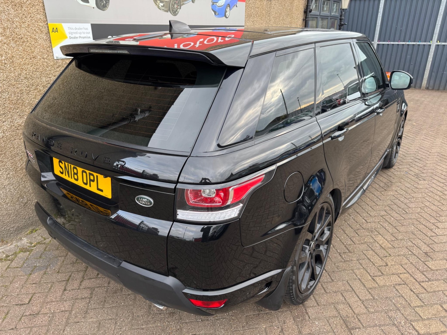 Used Land Rover Range Rover Sport 2018 for sale - 77633344: Photo 9