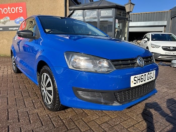 Used Volkswagen Polo 2010 for sale - 77784180: Photo