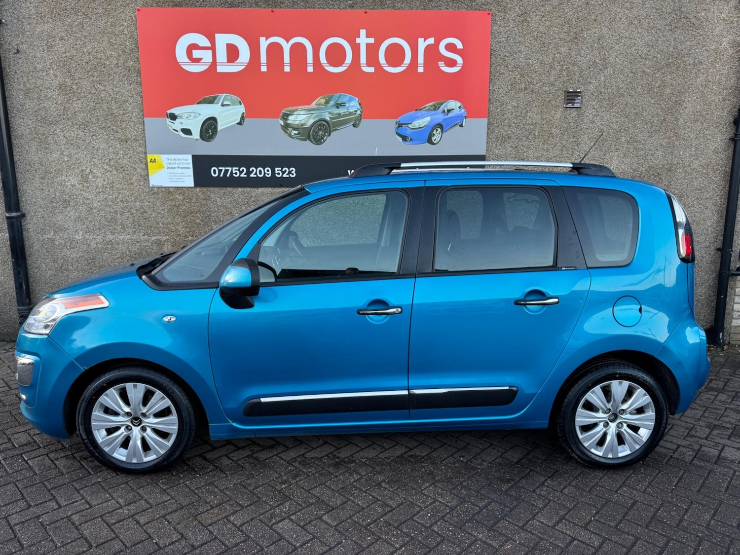 Used Citroen C3 Picasso 2014 for sale - 76398292: Photo 13
