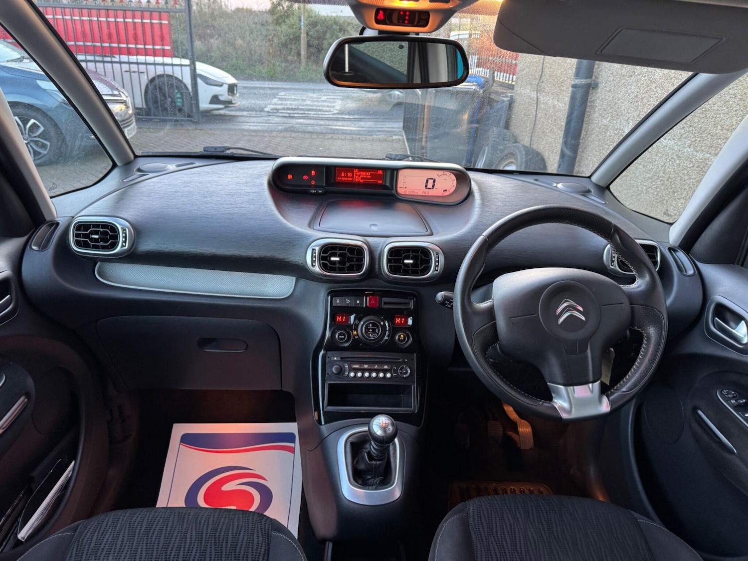 Used Citroen C3 Picasso 2014 for sale - 76398292: Photo 20