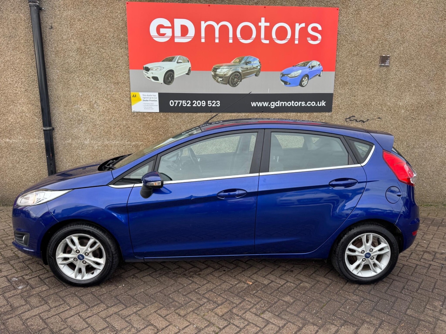 Used Ford Fiesta 2014 for sale - 76658829: Photo 2