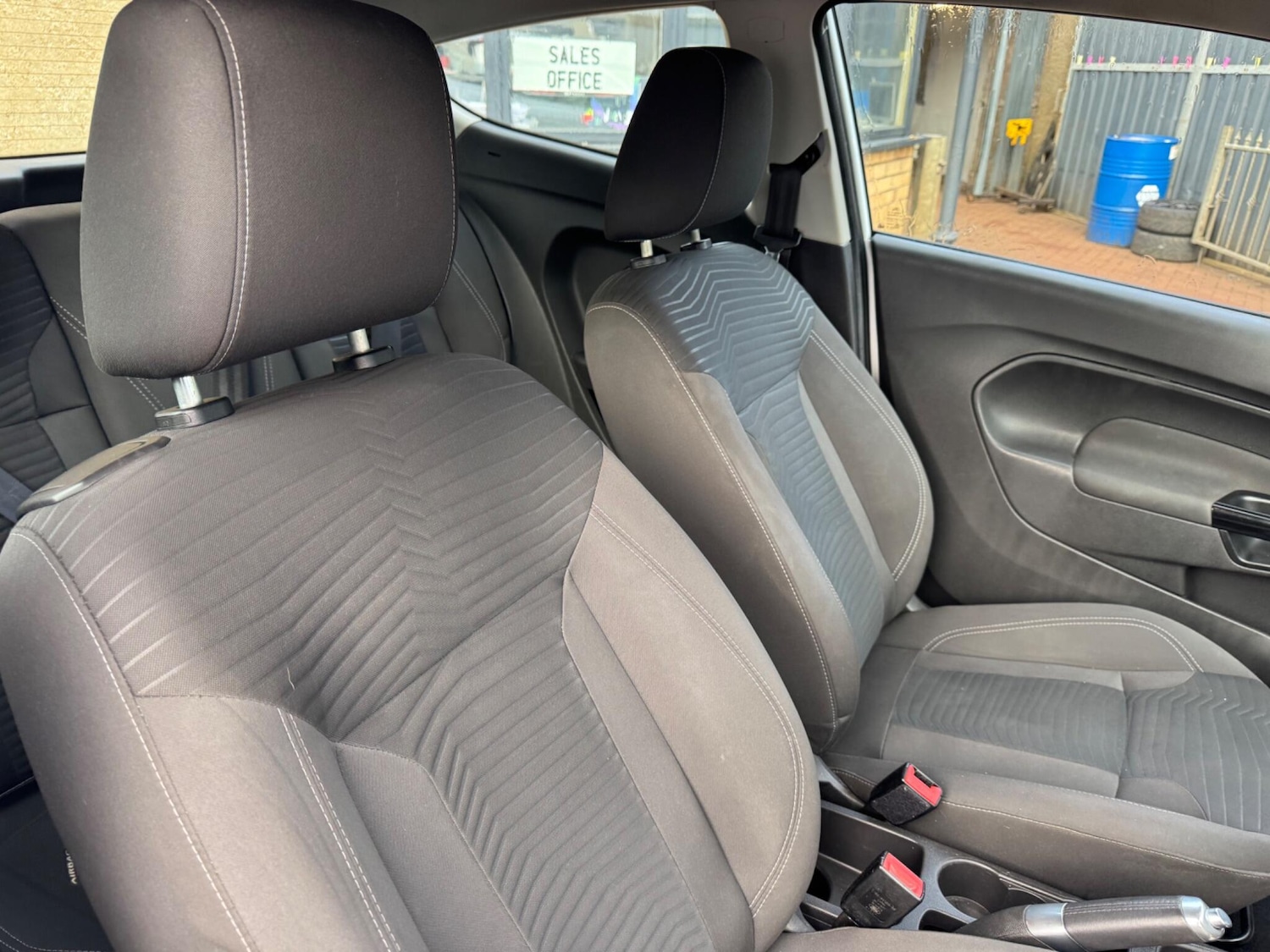 Used Ford Fiesta 2013 for sale - 77229917: Photo 20