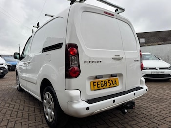 Used Peugeot Partner 2018 for sale - 78335348: Photo