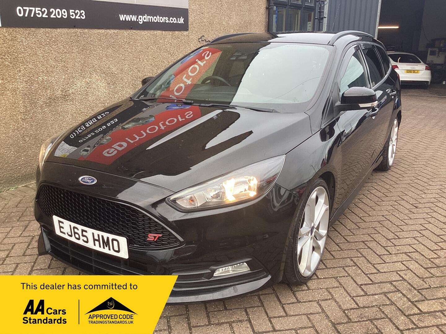 Used Ford Focus 2015 for sale - 76422818: Photo 1