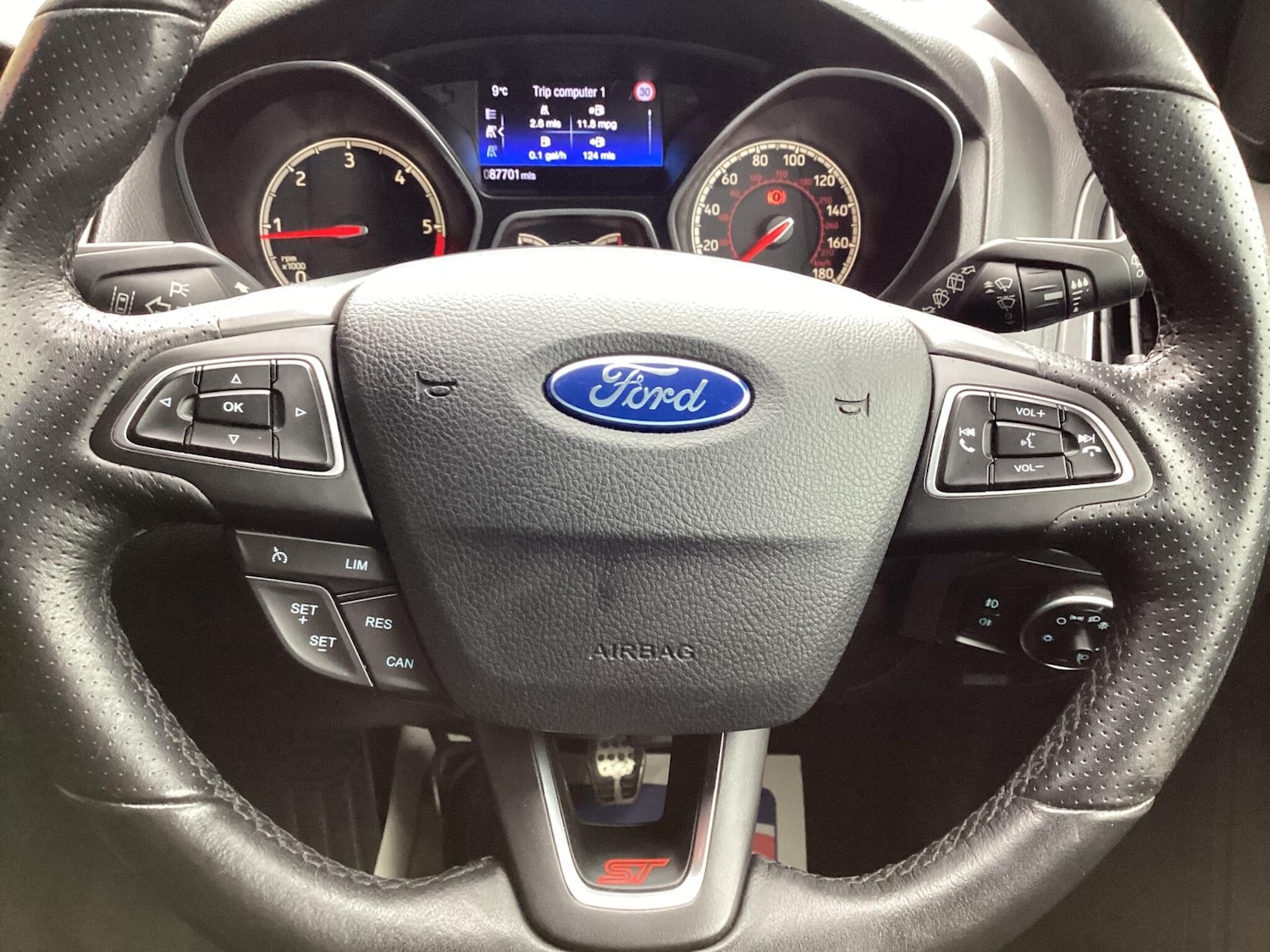 Used Ford Focus 2015 for sale - 76422818: Photo 24