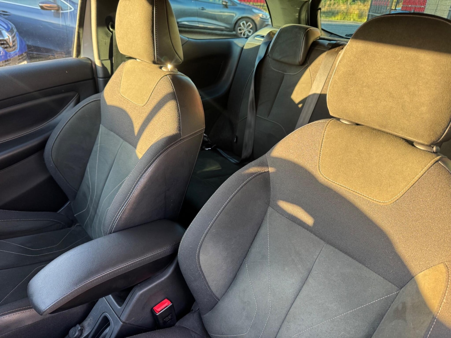 Used Ford Fiesta 2012 for sale - 76239117: Photo 17