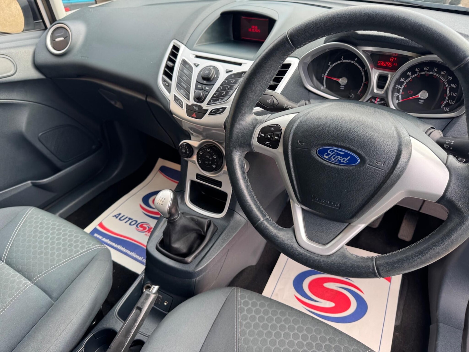 Used Ford Fiesta 2012 for sale - 76239117: Photo 18