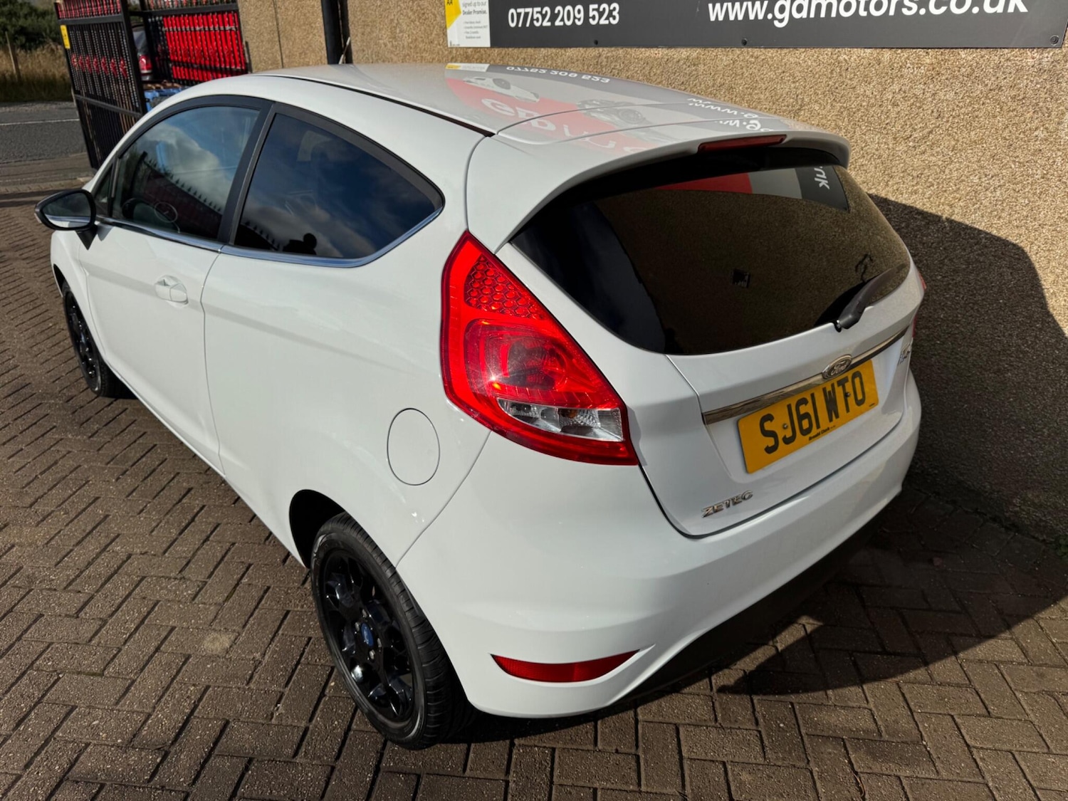 Used Ford Fiesta 2012 for sale - 76239117: Photo 2