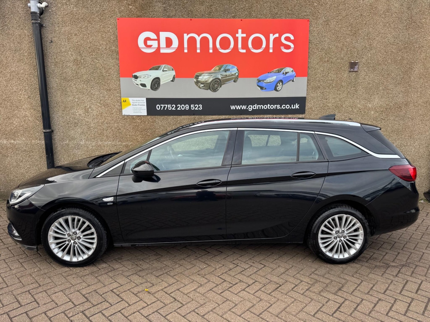 Used Vauxhall Astra for sale - 77696004: Photo 2