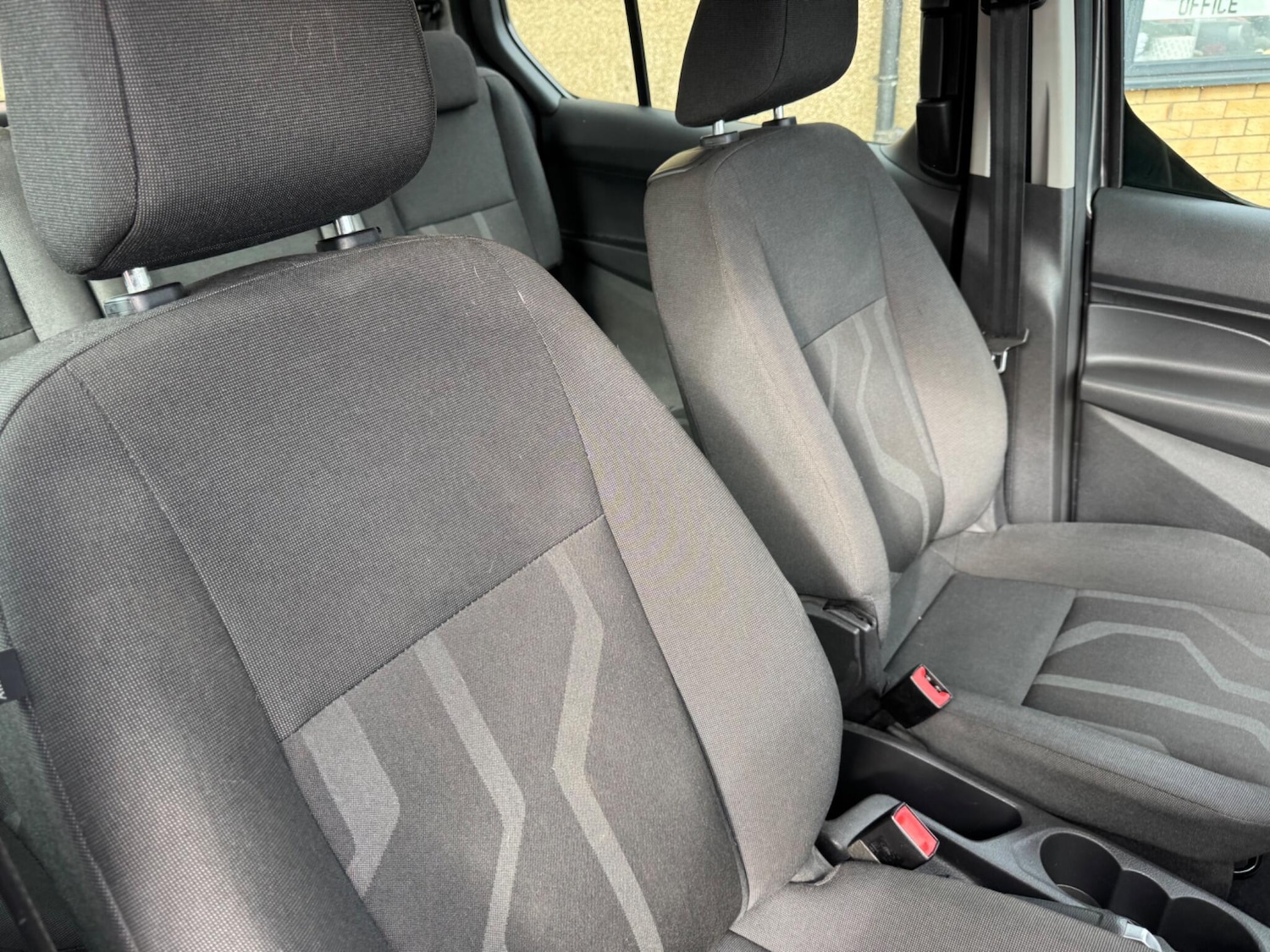 Used Ford Grand Tourneo Connect for sale - 77925629: Photo 15