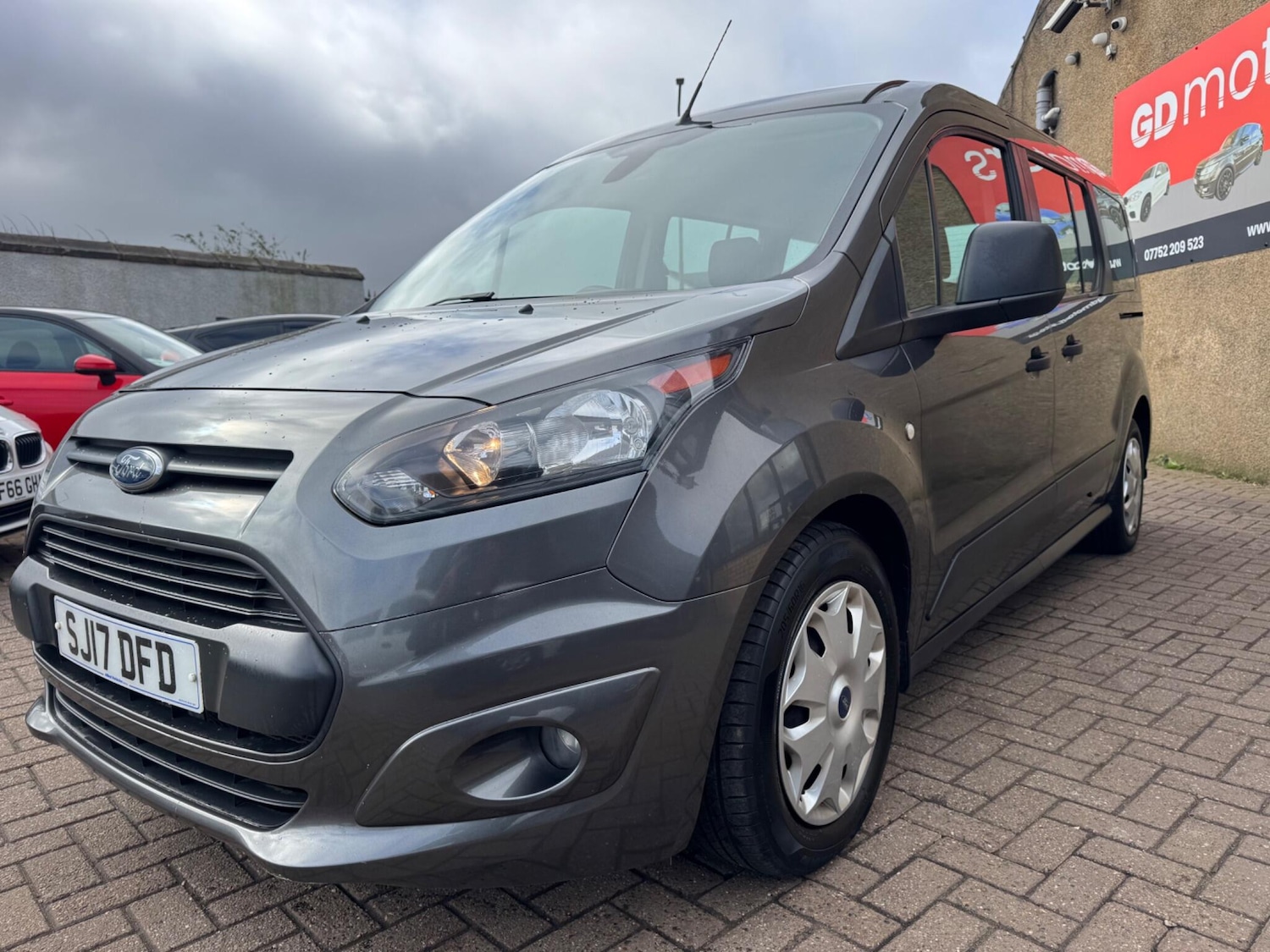 Used Ford Grand Tourneo Connect for sale - 77925629: Photo 4