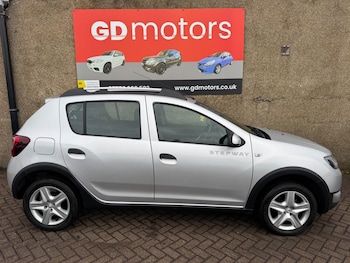 Used Dacia Sandero Stepway 2015 for sale - 78636718: Photo