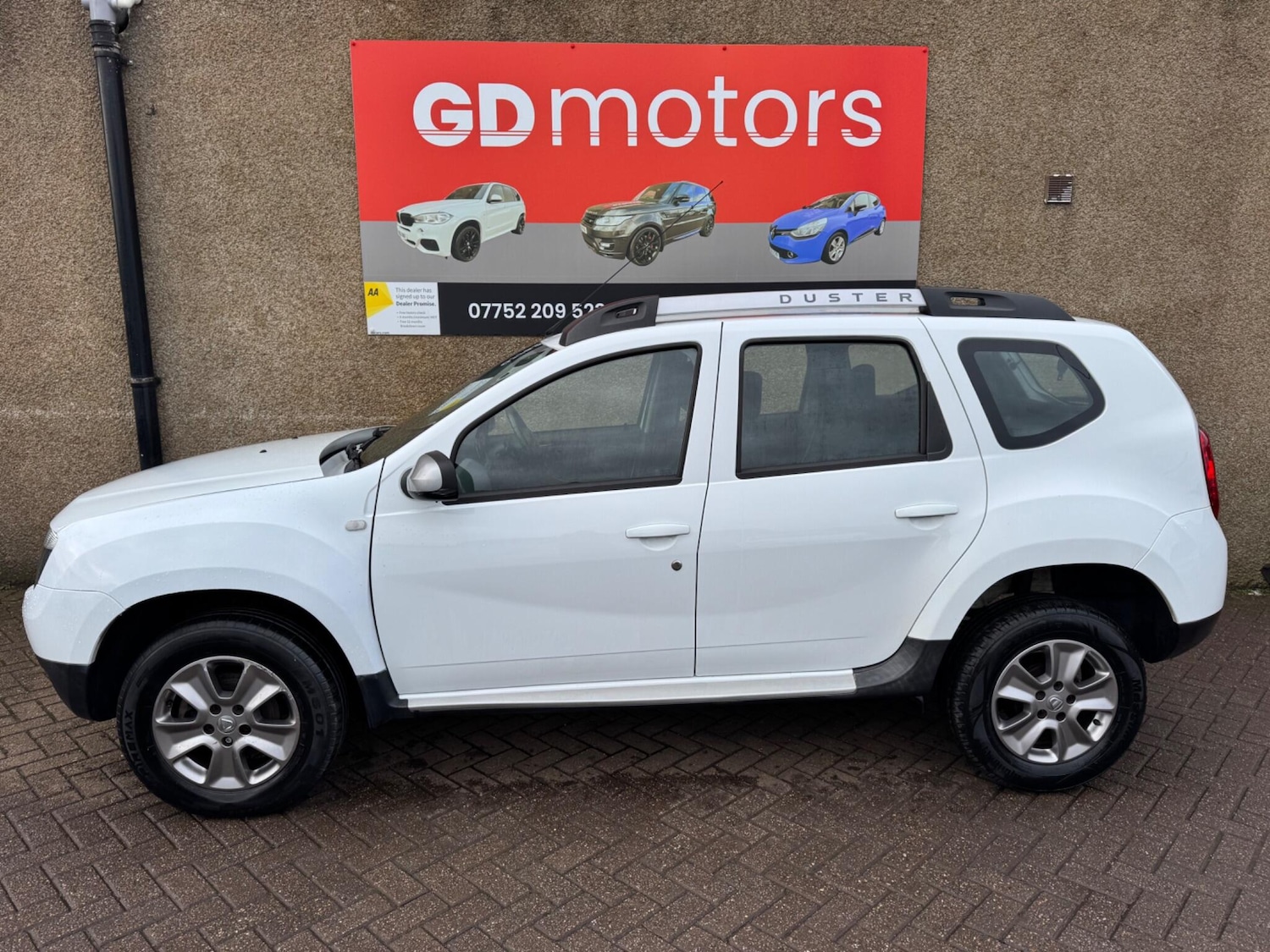 Used Dacia Duster 2015 for sale - 77456264: Photo 9
