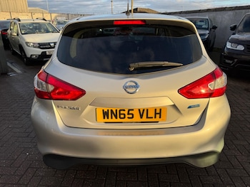 Used Nissan Pulsar 2015 for sale - 77049701: Photo