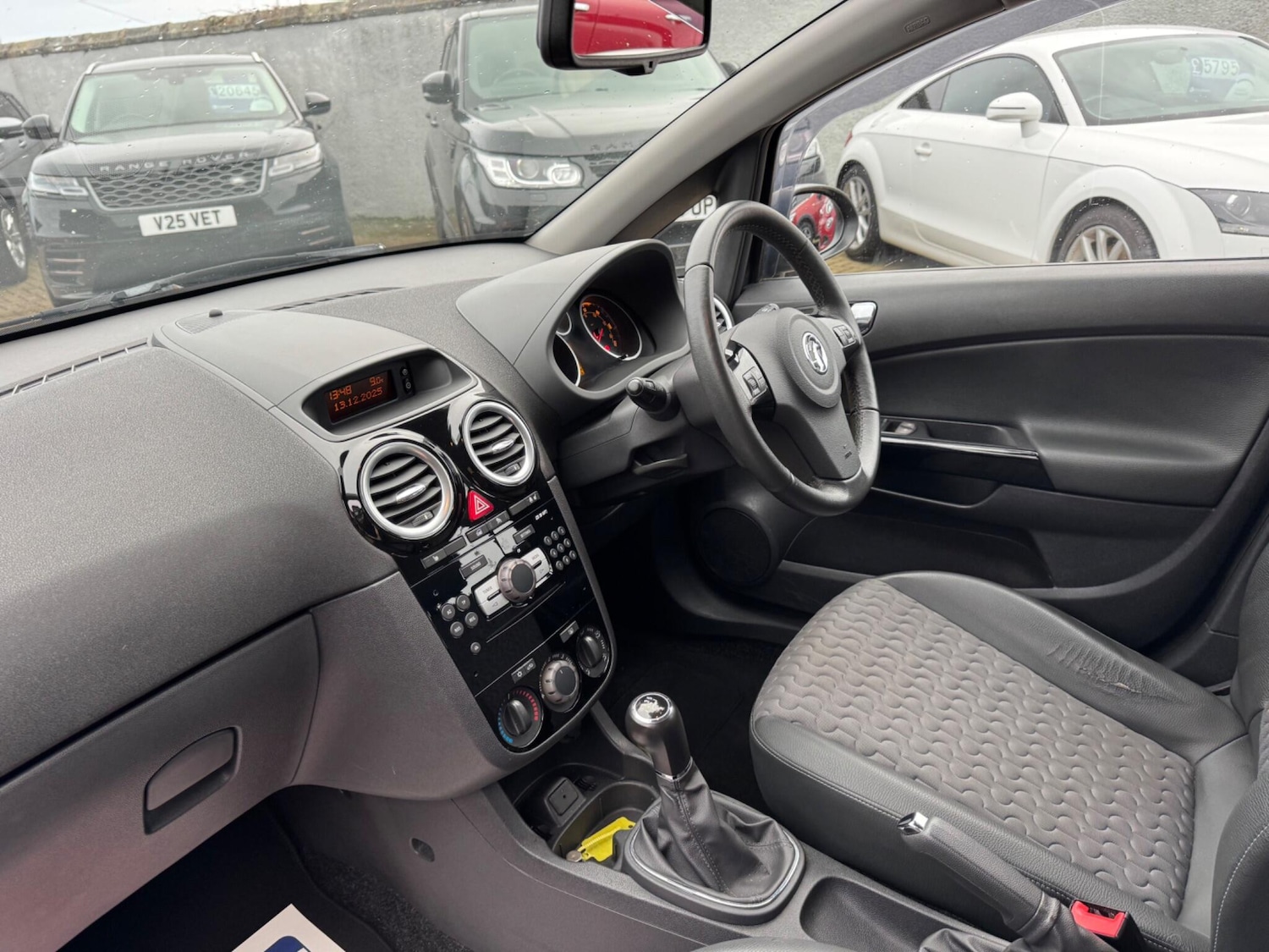 Used Vauxhall Corsa 2013 for sale - 76935879: Photo 16