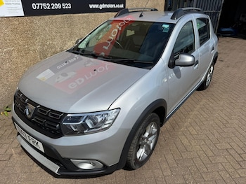 Used Dacia Sandero Stepway 2017 for sale - 78822804: Photo