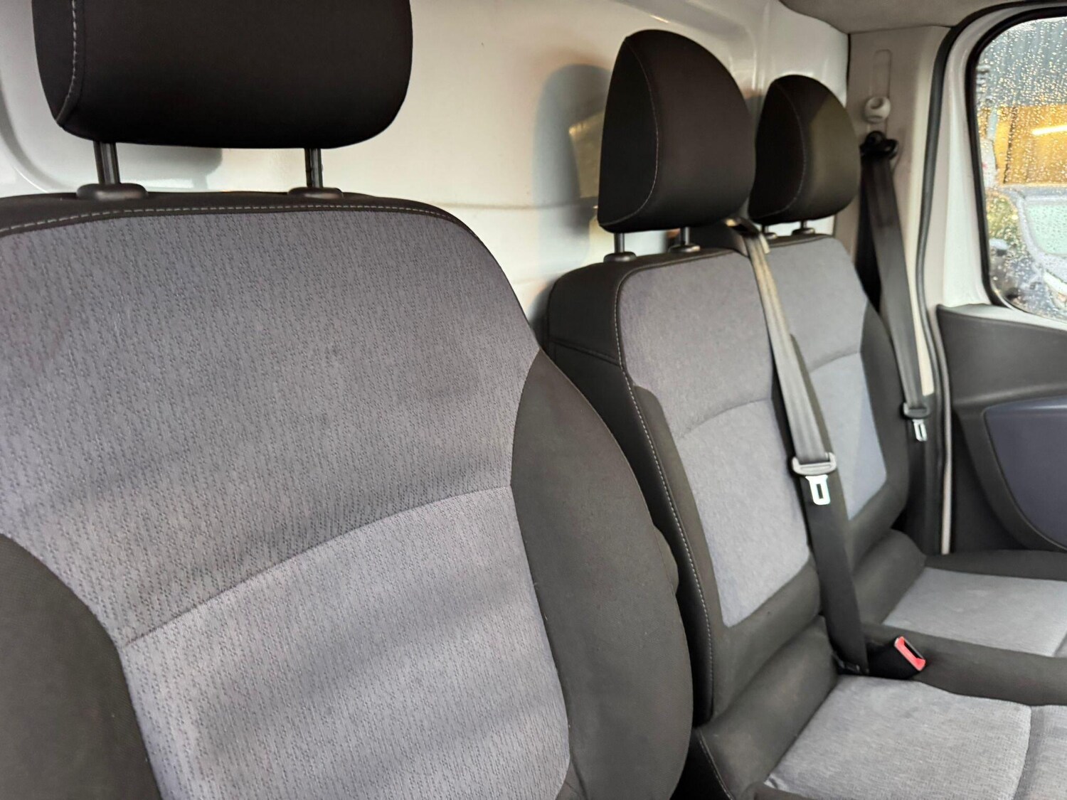 Used Vauxhall Vivaro 2015 for sale - 76572775: Photo 16