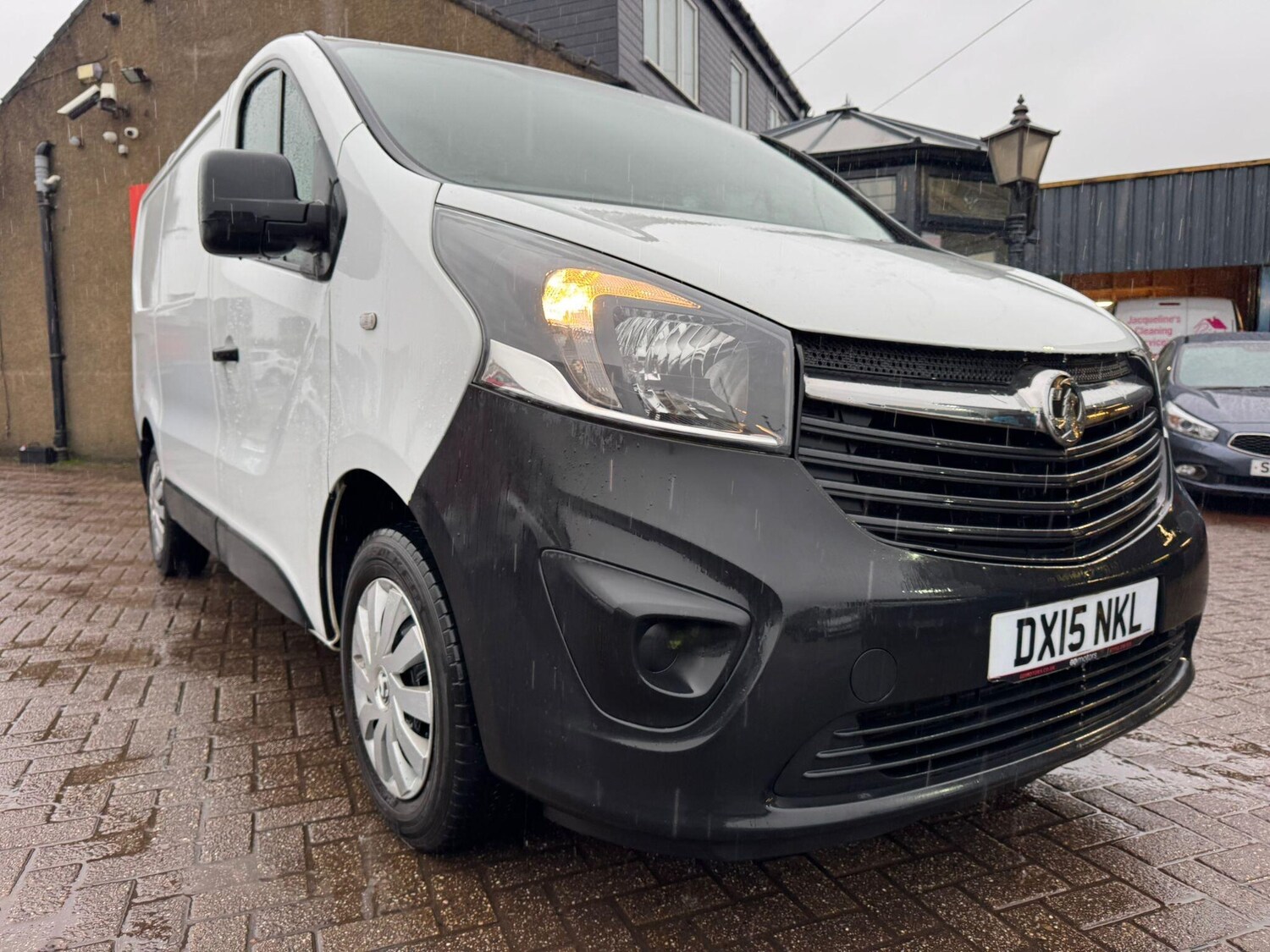 Used Vauxhall Vivaro 2015 for sale - 76572775: Photo 8