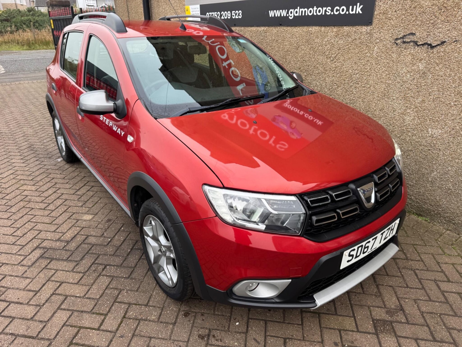 Used Dacia Sandero Stepway 2017 for sale - 76995615: Photo 12