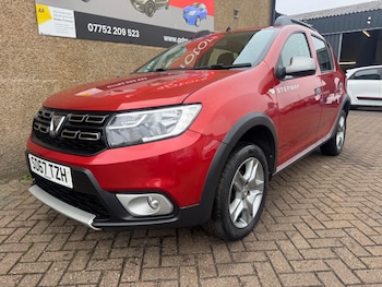 Used Dacia Sandero Stepway 2017 for sale - 76995615: Photo