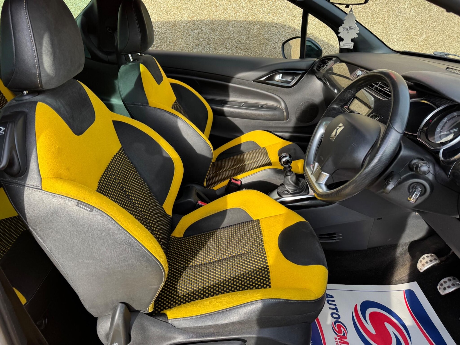 Used Citroen DS3 2012 for sale - 76996198: Photo 16