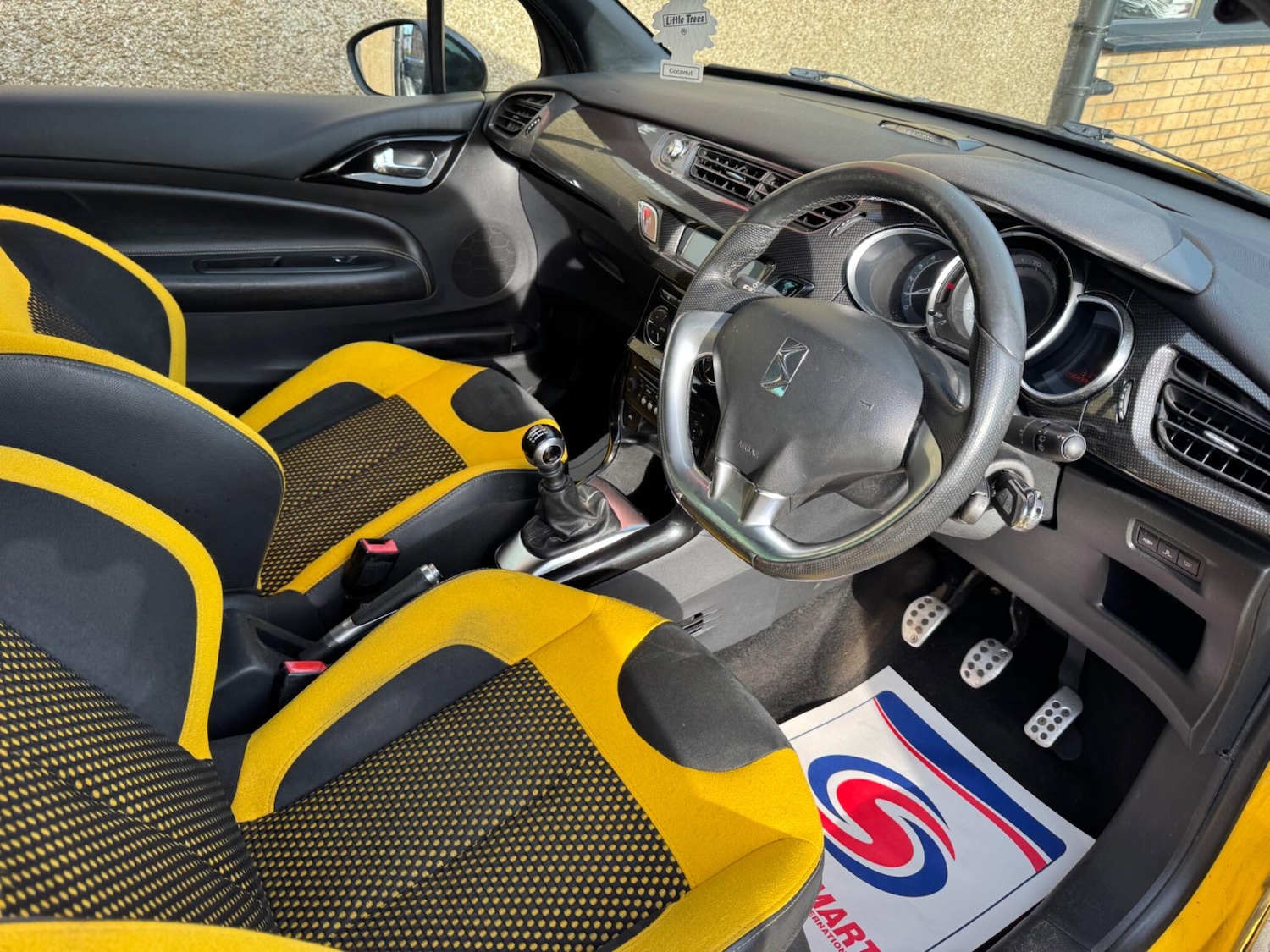 Used Citroen DS3 2012 for sale - 76996198: Photo 19