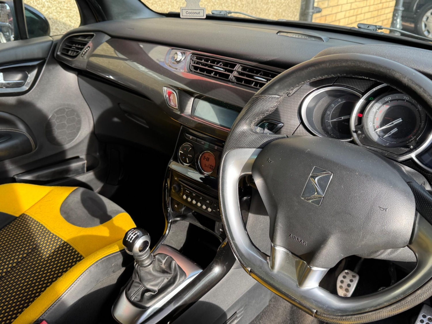 Used Citroen DS3 2012 for sale - 76996198: Photo 20