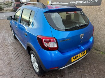 Used Dacia Sandero Stepway 2014 for sale - 77230237: Photo