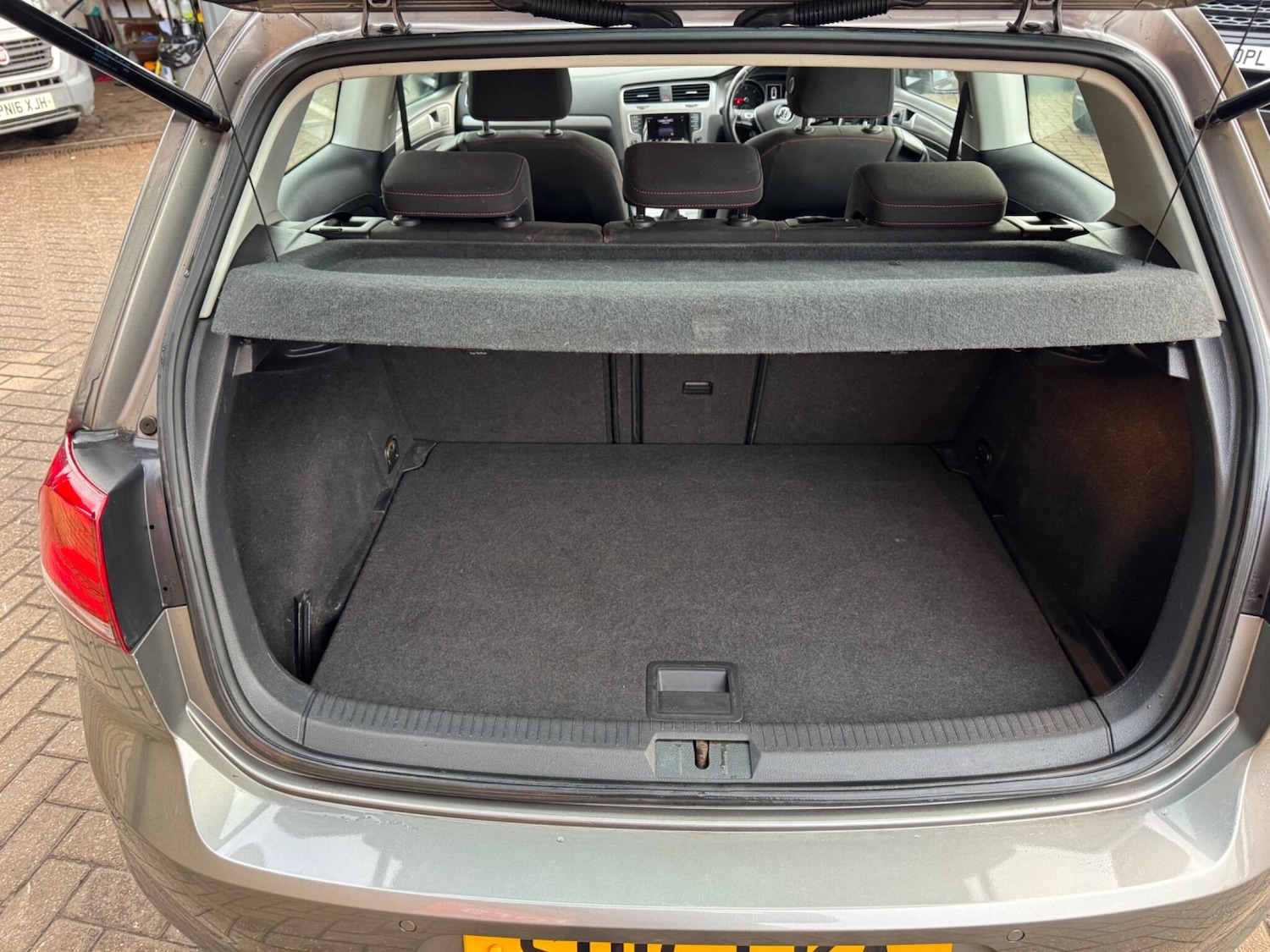 Used Volkswagen Golf 2015 for sale - 77066704: Photo 14