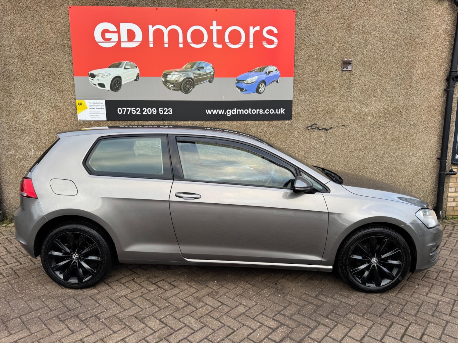 Used Volkswagen Golf 2015 for sale - 77066704: Photo 3