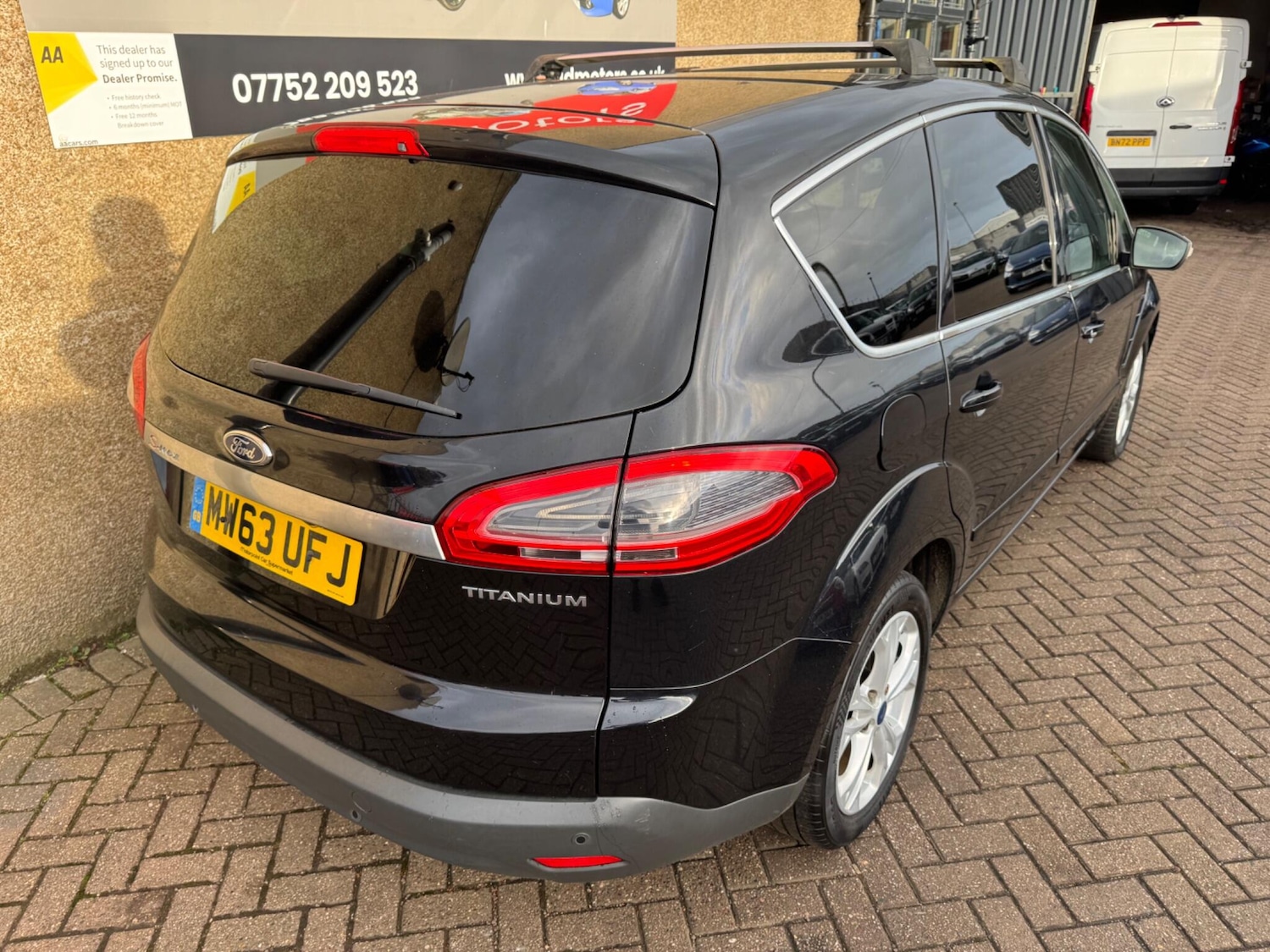 Used Ford S-Max 2013 for sale - 76912976: Photo 5